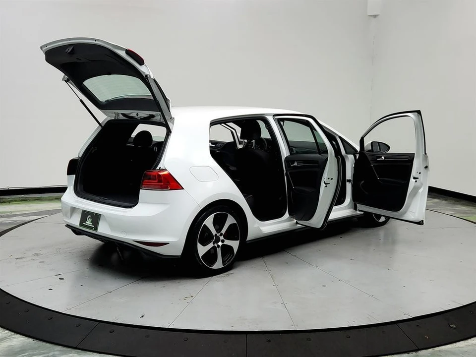 2017 Volkswagen GTI Mk7 - Image 11 of 21