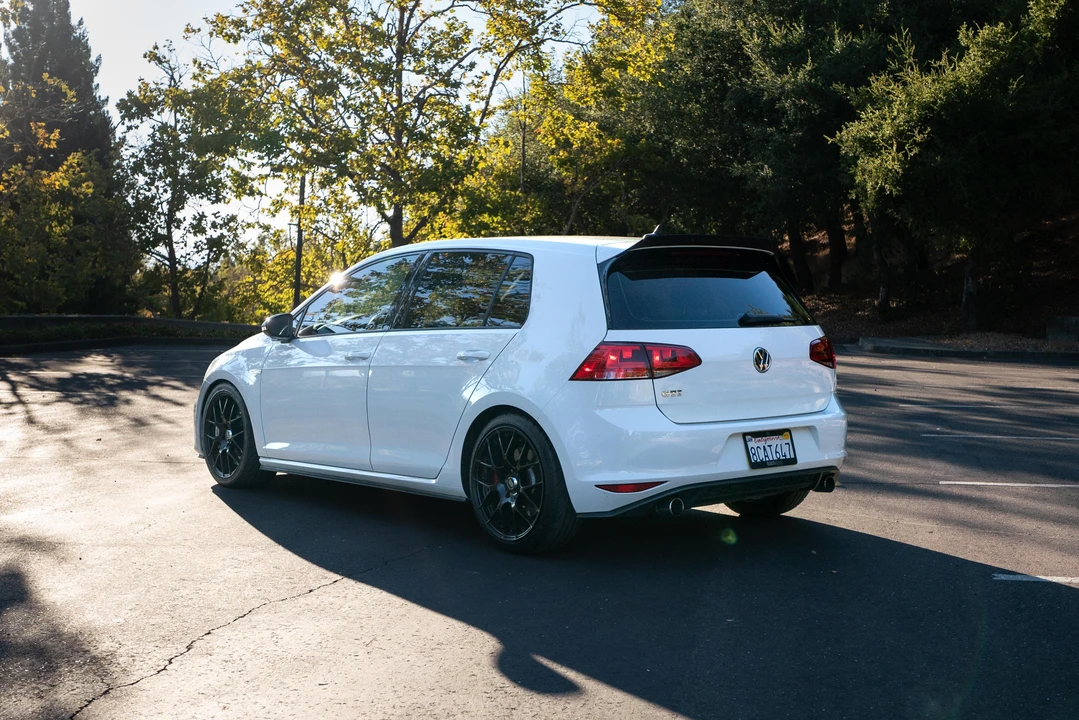 2017 Volkswagen GTI Mk7 - Image 12 of 31