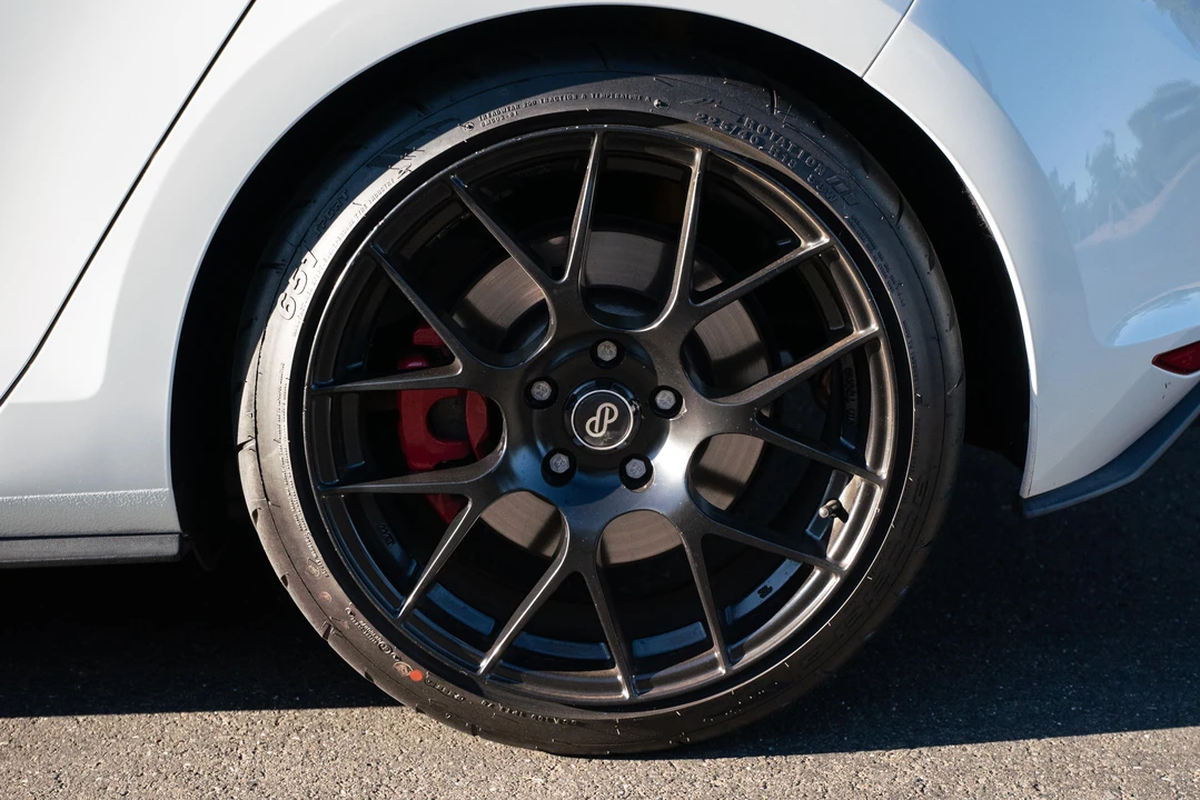 2017 Volkswagen GTI Mk7 - Image 28 of 31