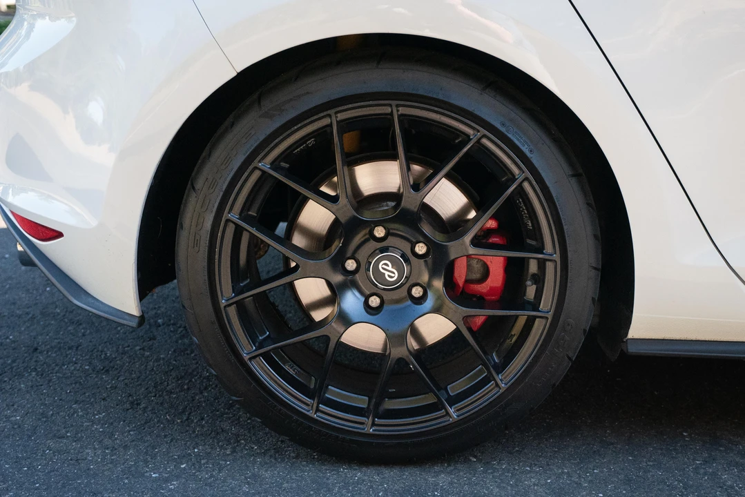 2017 Volkswagen GTI Mk7 - Image 29 of 31