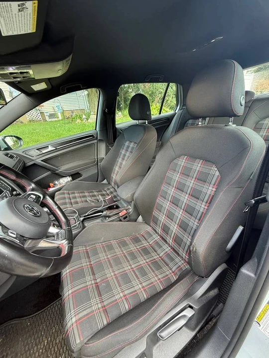 2017 Volkswagen GTI Mk7 - Image 7 of 19