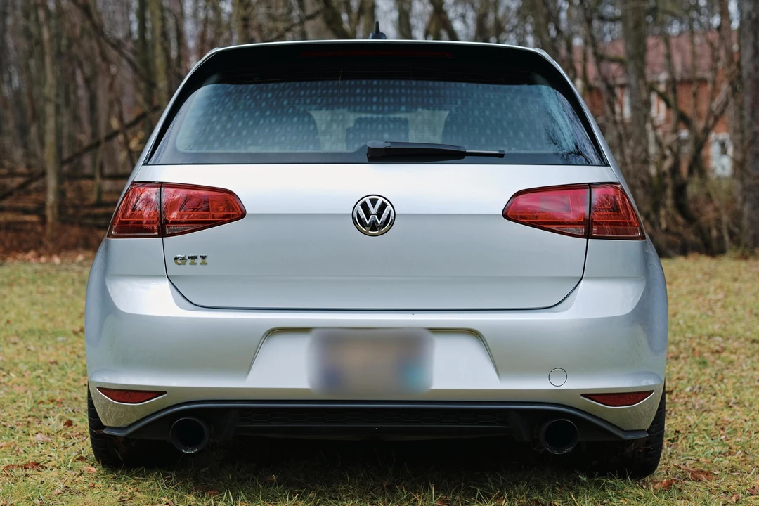 2017 Volkswagen GTI Mk7 - Image 5 of 31
