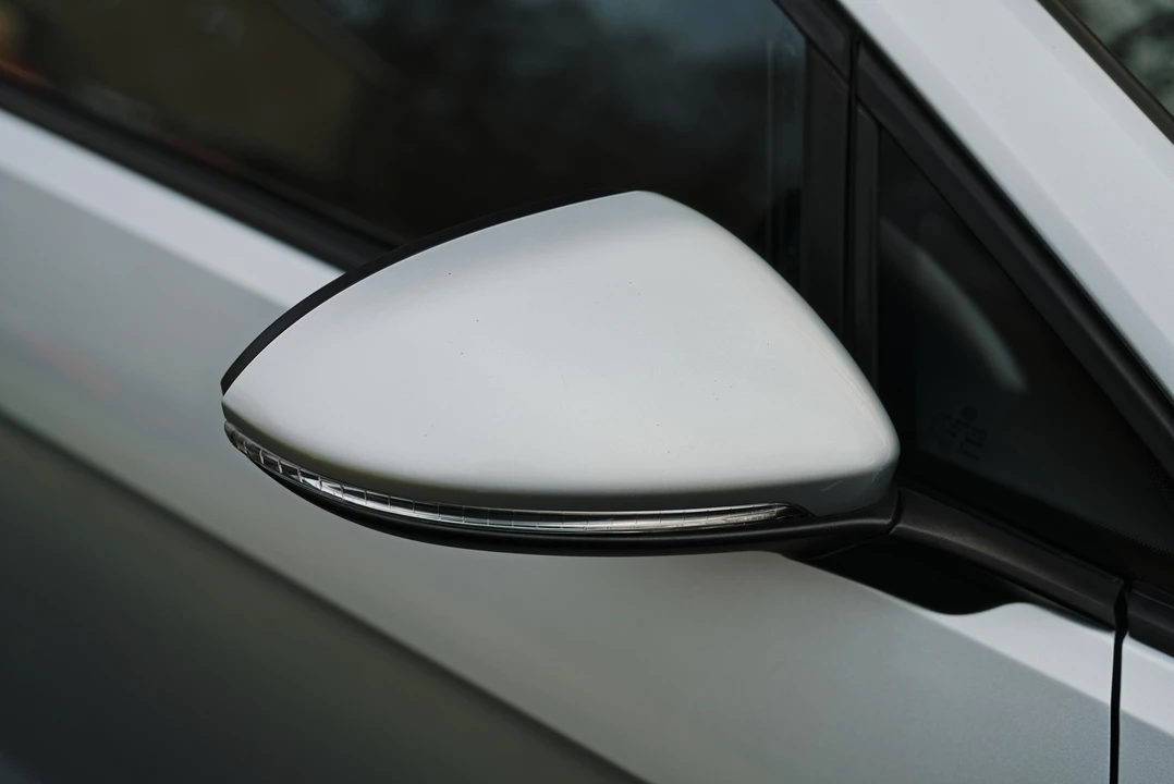 2017 Volkswagen GTI Mk7 - Image 23 of 31