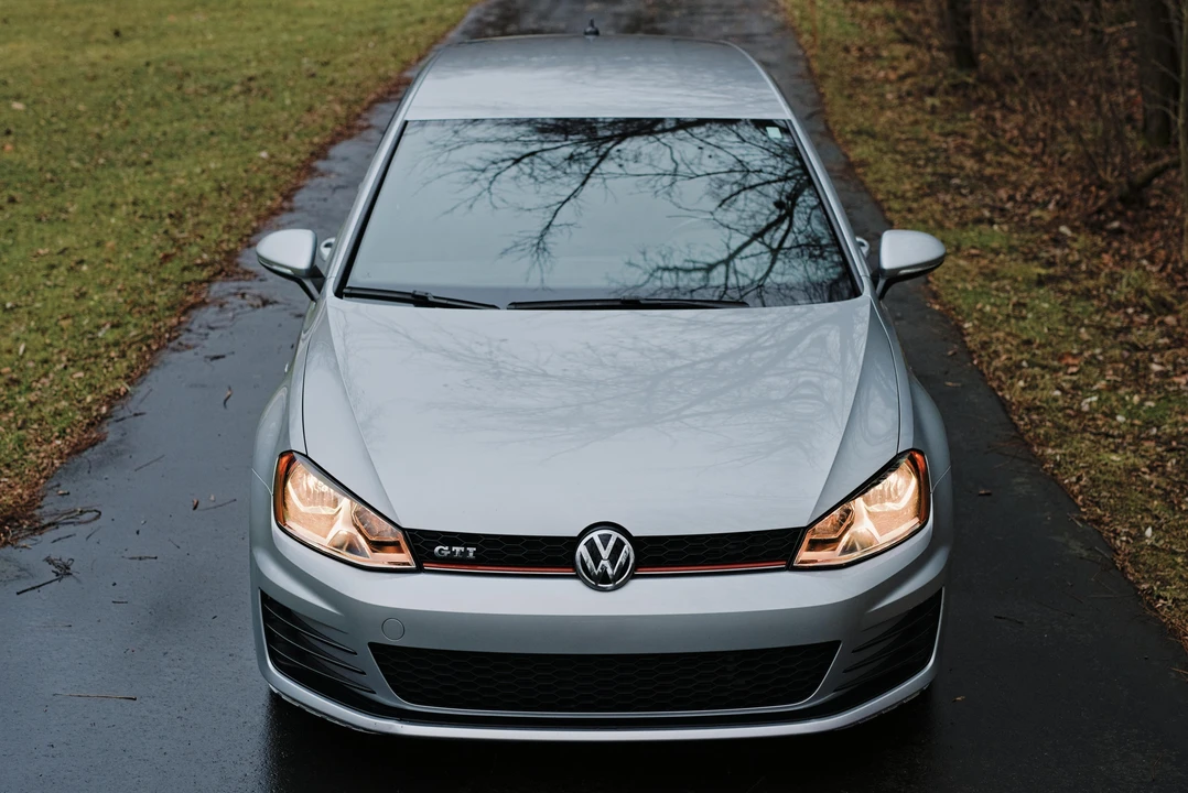 2017 Volkswagen GTI Mk7 - Image 6 of 31