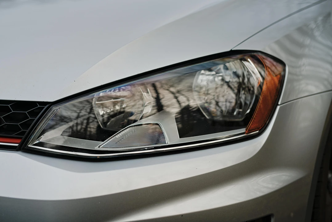 2017 Volkswagen GTI Mk7 - Image 14 of 31