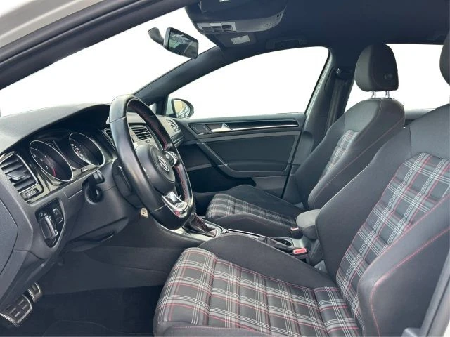 2017 Volkswagen GTI Mk7 - Image 9 of 21