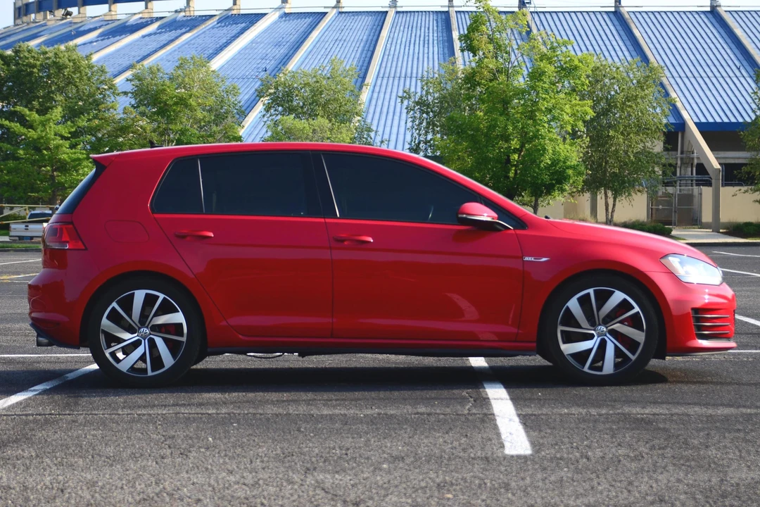 2017 Volkswagen GTI Mk7 - Image 3 of 31