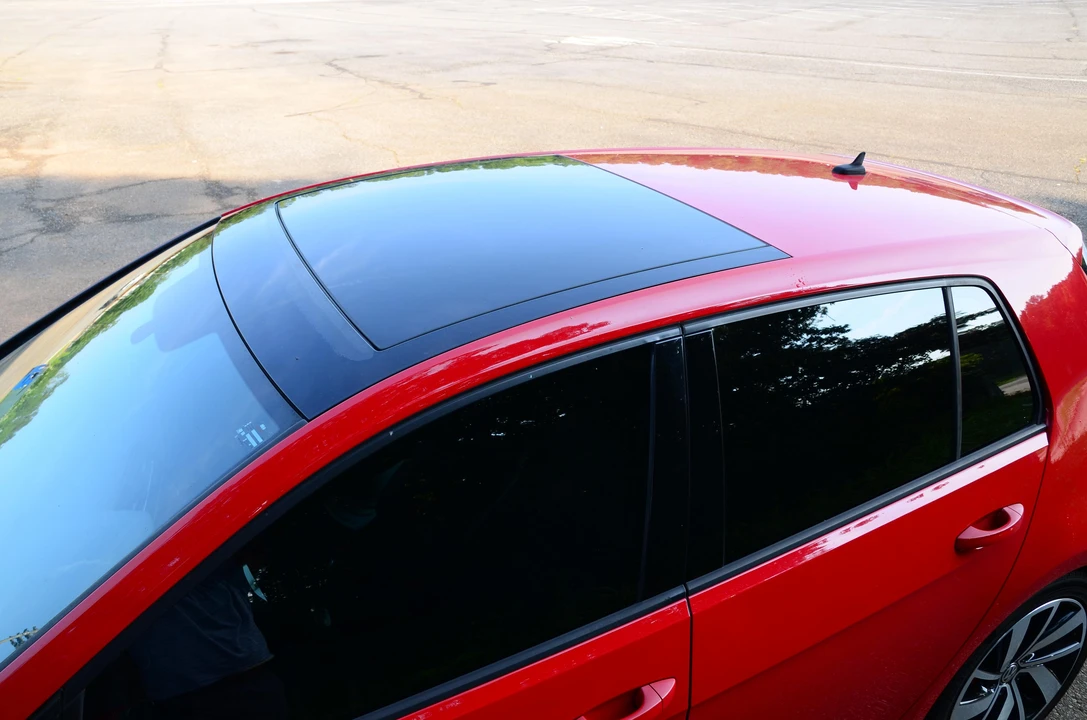 2017 Volkswagen GTI Mk7 - Image 12 of 31