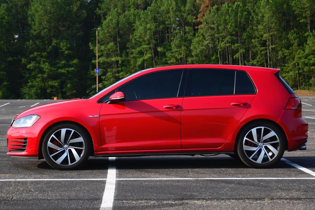 2017 Volkswagen GTI Mk7 - Image 4 of 31