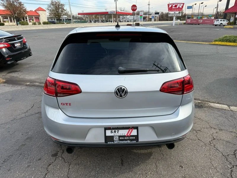 2017 Volkswagen GTI Mk7 - Image 6 of 12