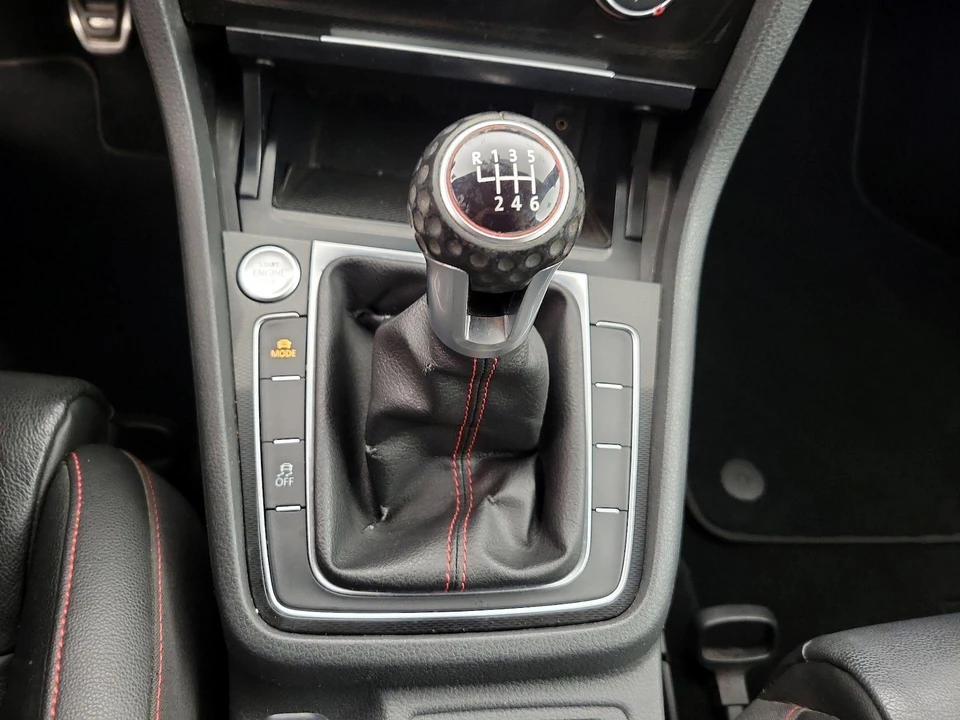 2017 Volkswagen GTI Mk7 - Image 18 of 27