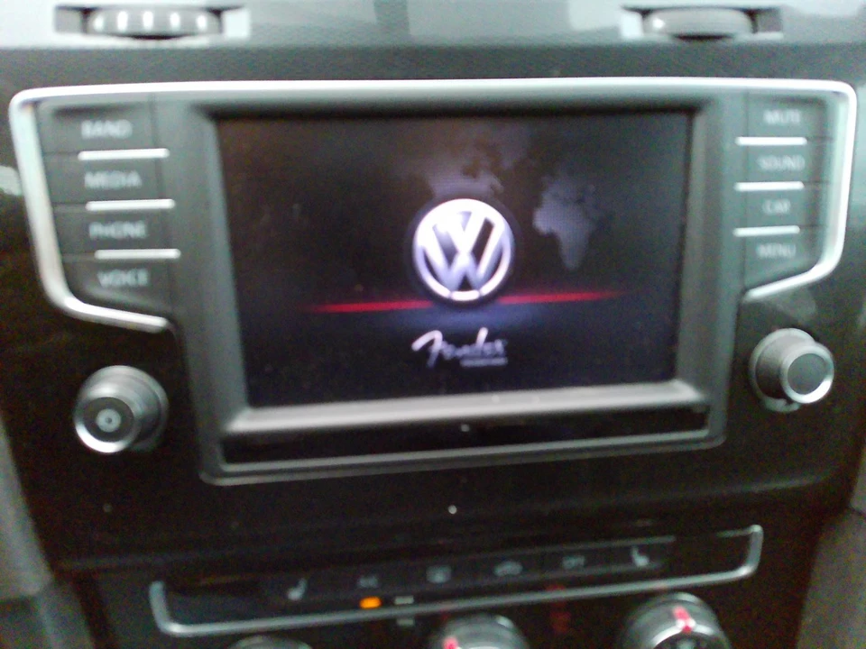 2017 Volkswagen GTI Mk7 - Image 6 of 21