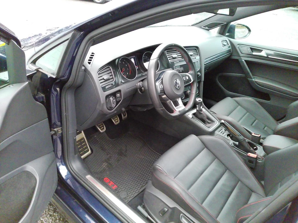 2017 Volkswagen GTI Mk7 - Image 3 of 21