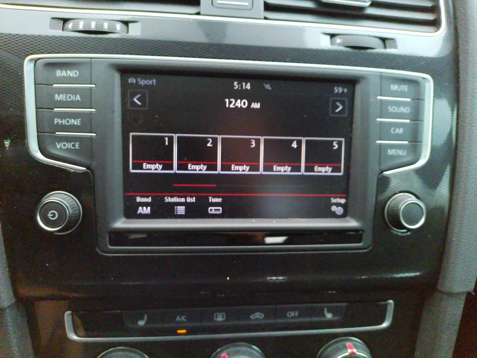 2017 Volkswagen GTI Mk7 - Image 14 of 21