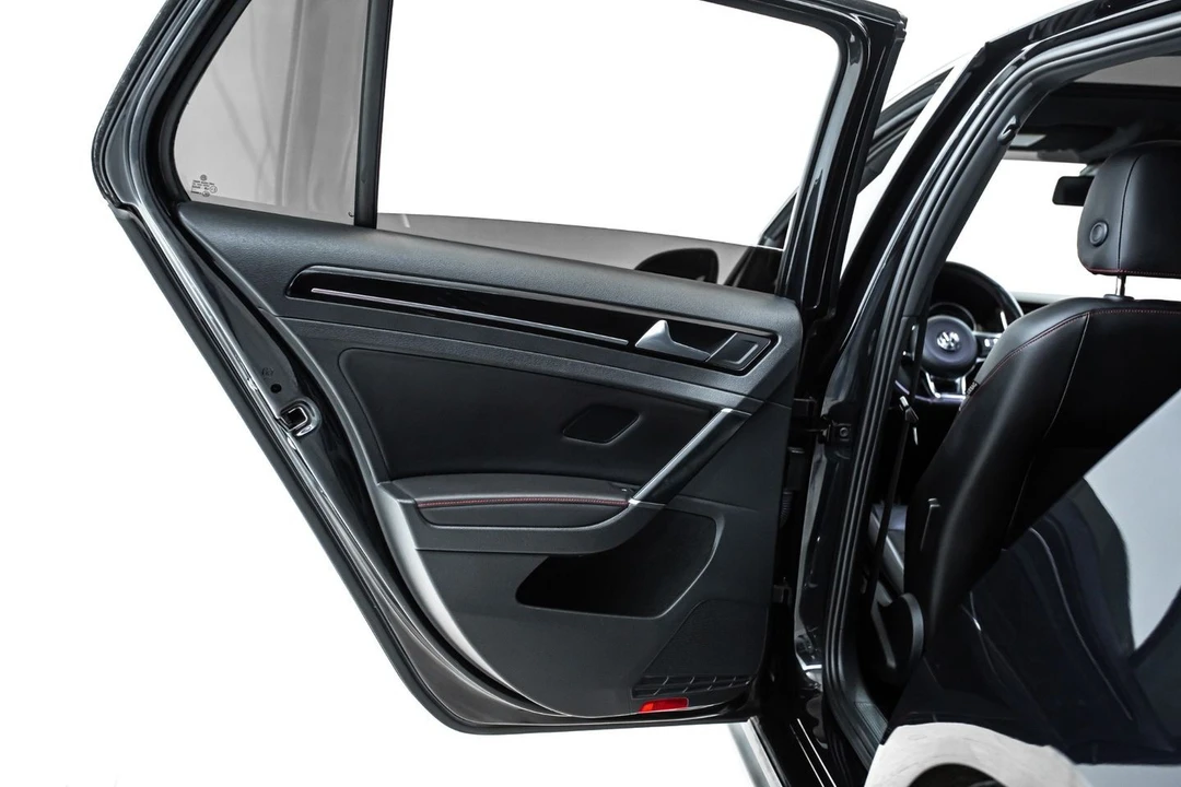 2017 Volkswagen GTI Mk7 - Image 21 of 21