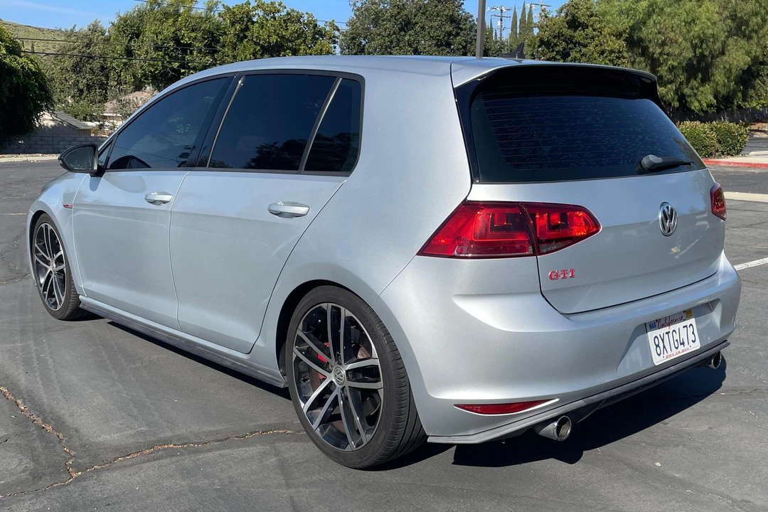 2017 Volkswagen GTI Mk7 - Image 4 of 31