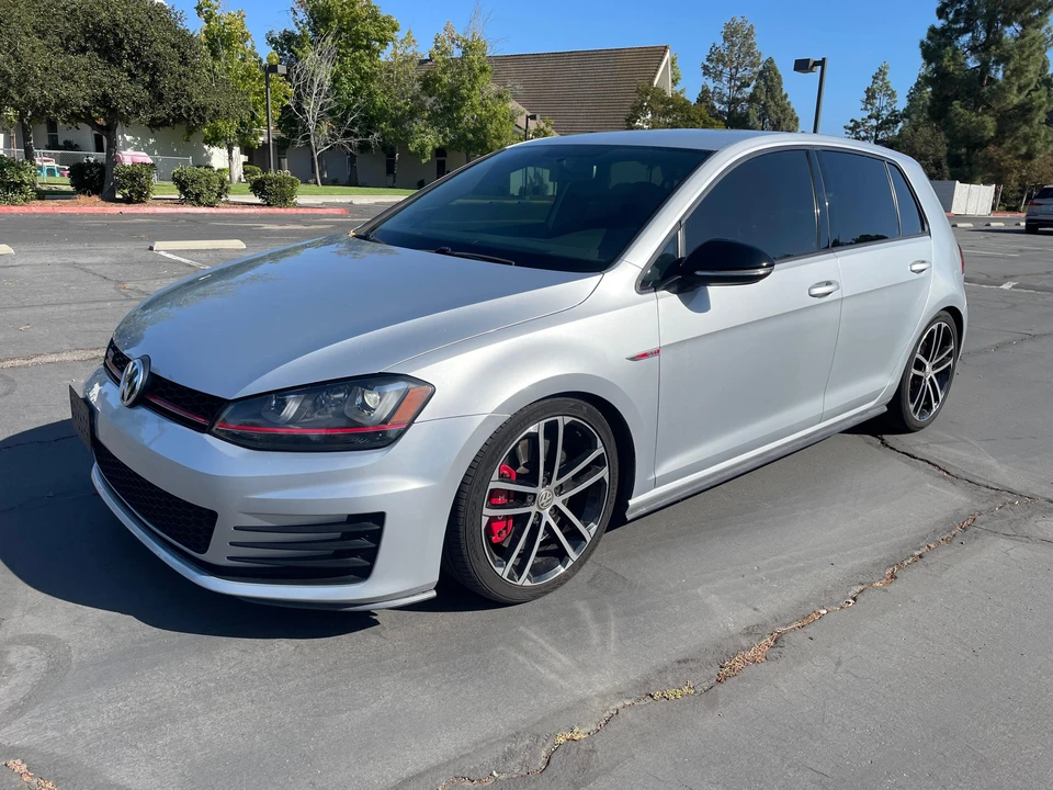 2017 Volkswagen GTI Mk7 - Image 8 of 31