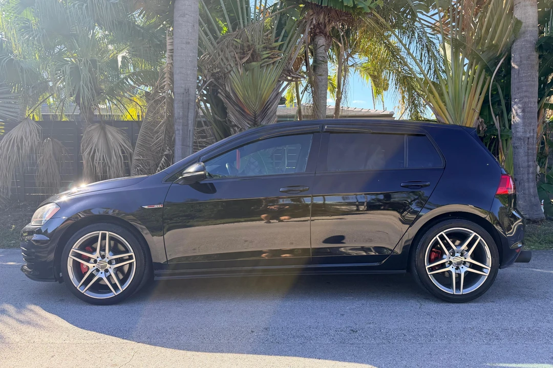 2017 Volkswagen GTI Mk7 - Image 3 of 31