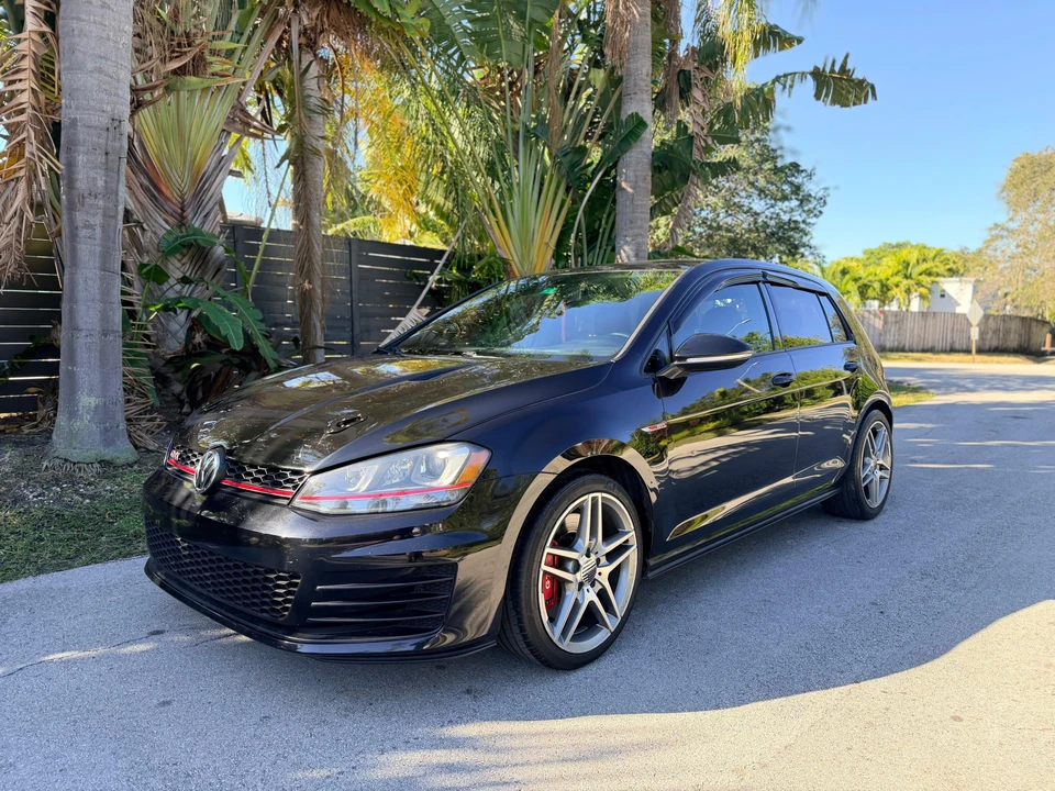 2017 Volkswagen GTI Mk7 - Image 15 of 31