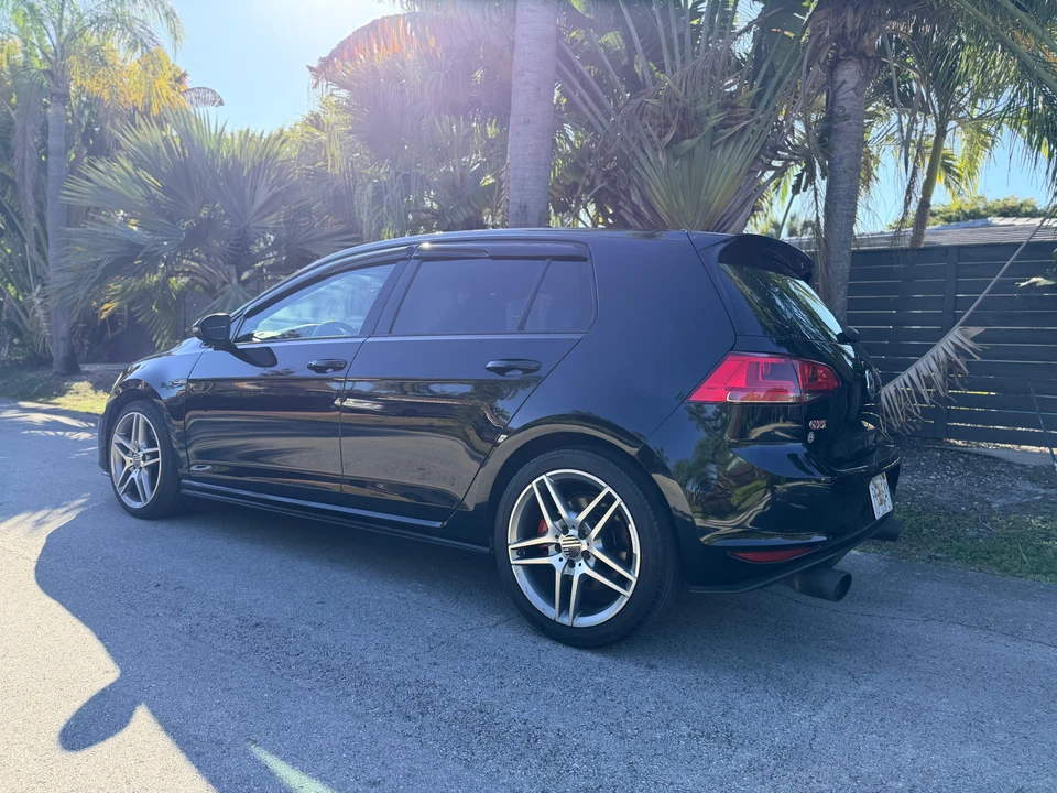 2017 Volkswagen GTI Mk7 - Image 19 of 31