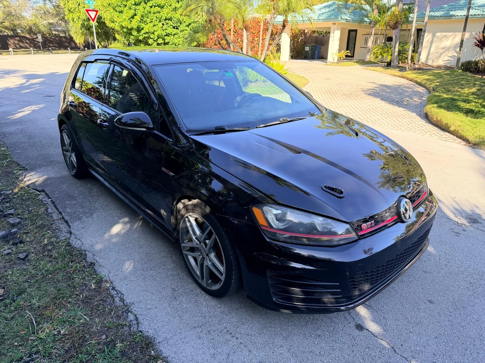 2017 Volkswagen GTI Mk7 - Image 24 of 31