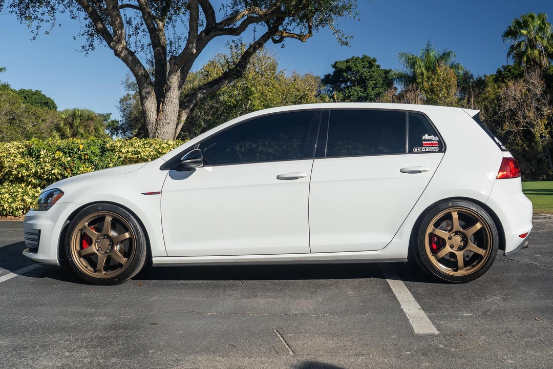 2017 Volkswagen GTI Mk7 - Image 3 of 31