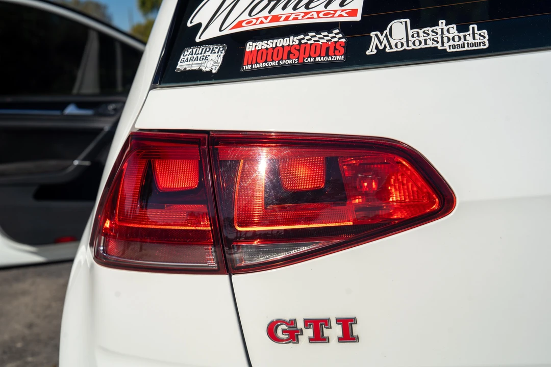 2017 Volkswagen GTI Mk7 - Image 17 of 31