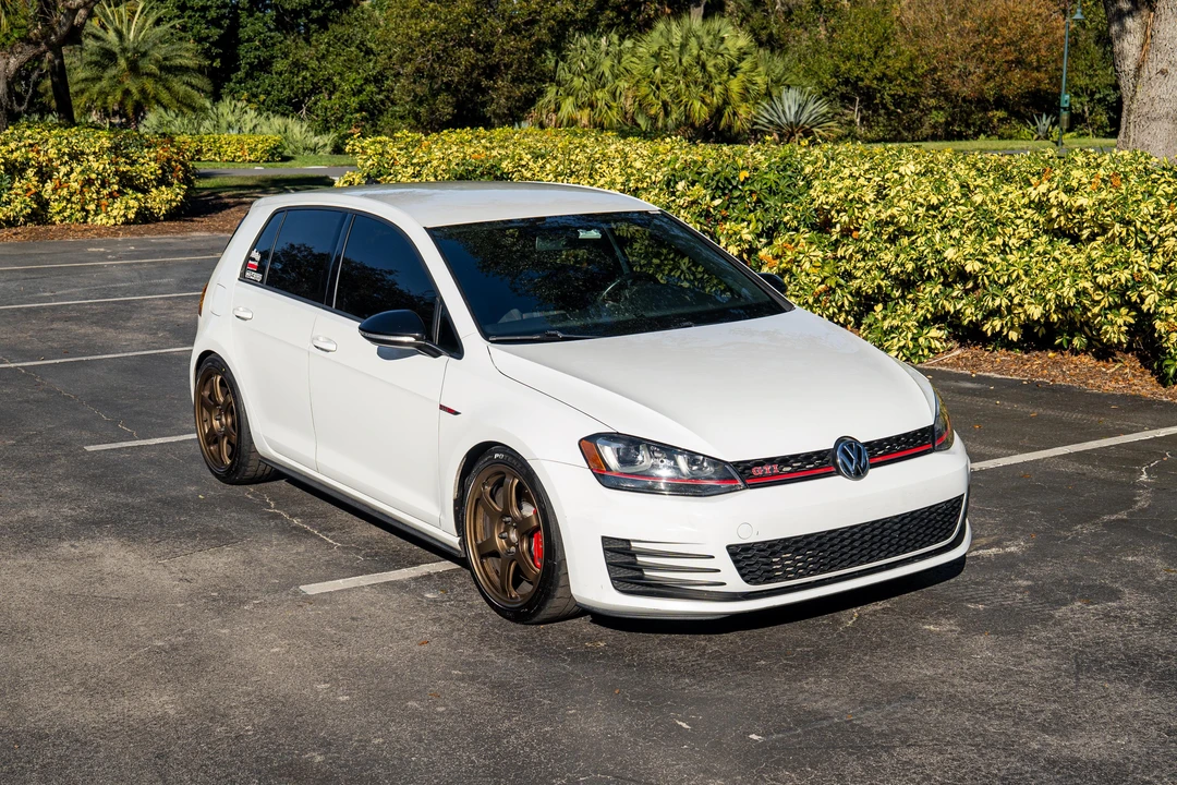 2017 Volkswagen GTI Mk7 - Image 11 of 31