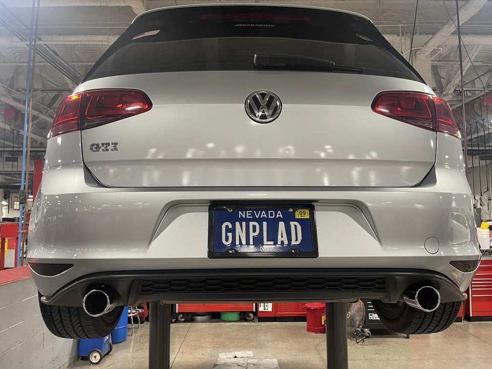 2017 Volkswagen GTI Mk7 - Image 23 of 31