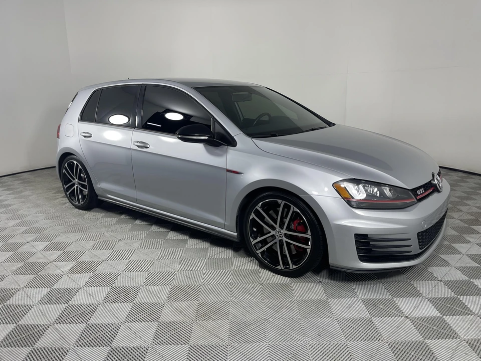 2017 Volkswagen GTI Mk7 - Image 14 of 31