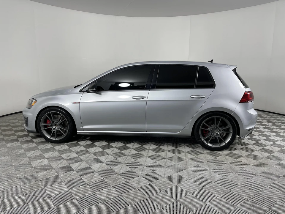2017 Volkswagen GTI Mk7 - Image 10 of 31