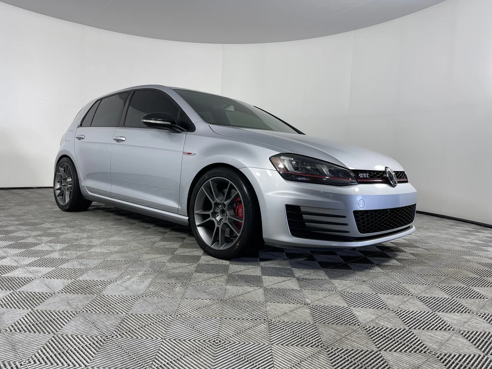 2017 Volkswagen GTI Mk7 - Image 15 of 31