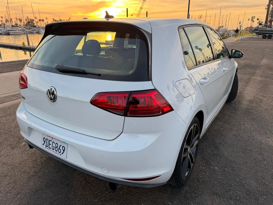 2017 Volkswagen GTI Mk7 - Image 14 of 31