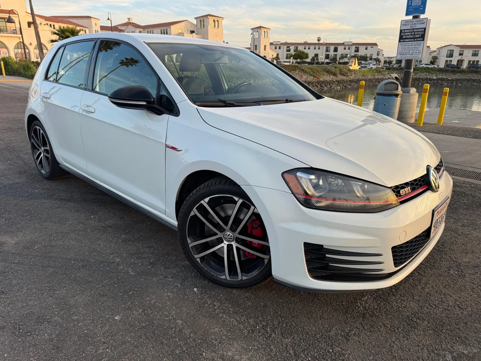 2017 Volkswagen GTI Mk7 - Image 18 of 31