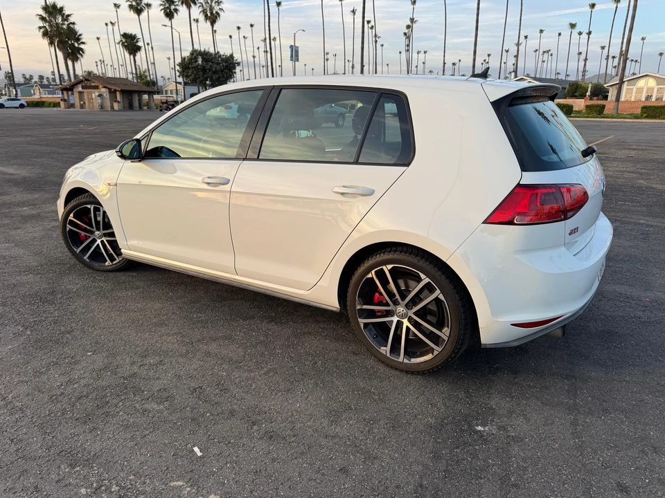 2017 Volkswagen GTI Mk7 - Image 11 of 31