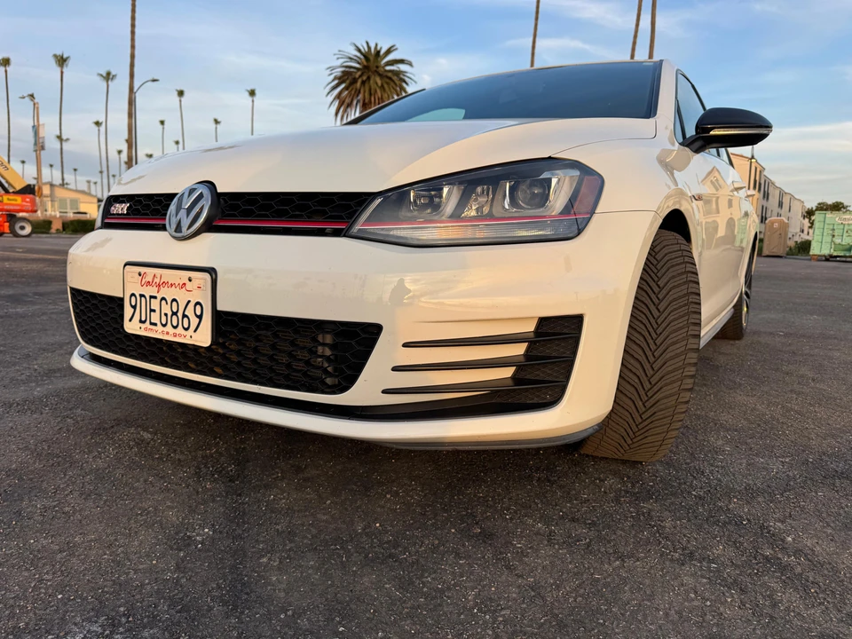 2017 Volkswagen GTI Mk7 - Image 23 of 31