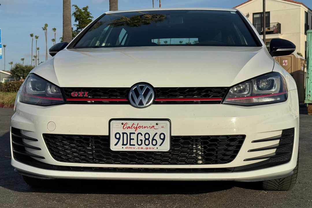 2017 Volkswagen GTI Mk7 - Image 2 of 31