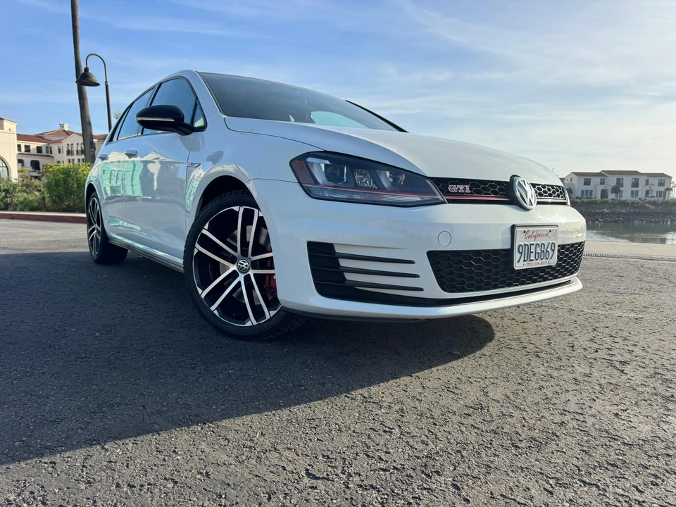 2017 Volkswagen GTI Mk7 - Image 19 of 31