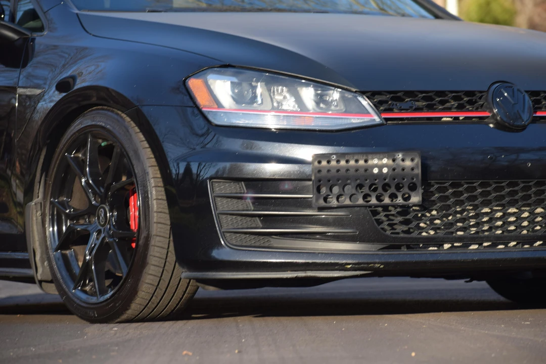 2017 Volkswagen GTI Mk7 - Image 25 of 31