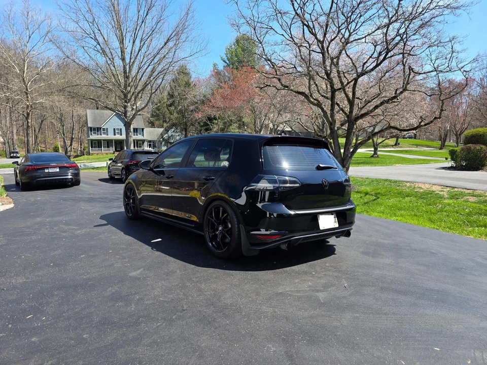 2017 Volkswagen GTI Mk7 - Image 17 of 31