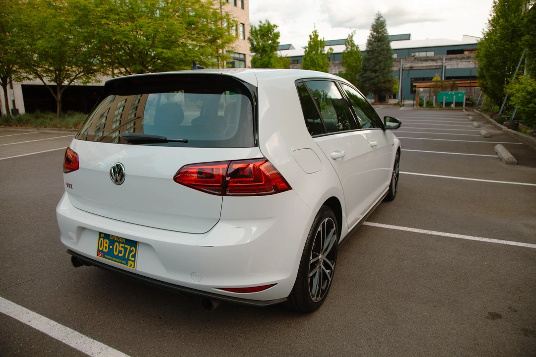 2017 Volkswagen GTI Mk7 - Image 22 of 31