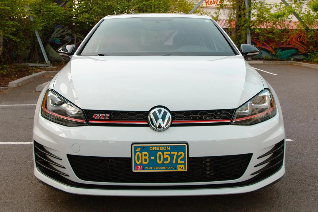 2017 Volkswagen GTI Mk7 - Image 2 of 31