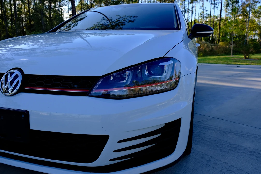 2017 Volkswagen GTI Mk7 - Image 8 of 18