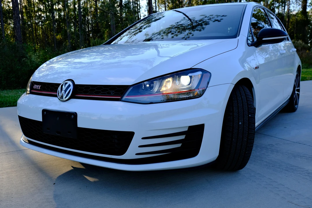 2017 Volkswagen GTI Mk7 - Image 7 of 18