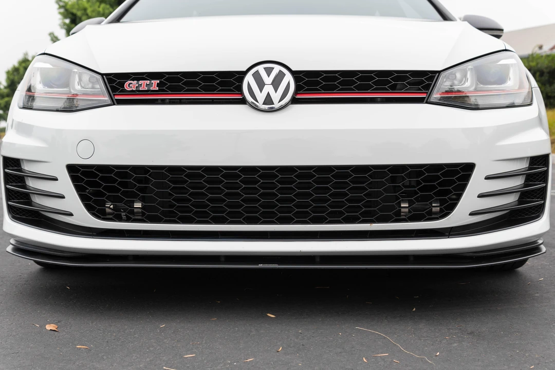 2017 Volkswagen GTI Mk7 - Image 7 of 31
