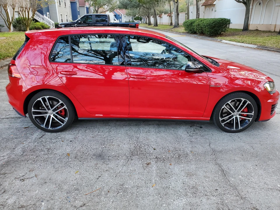 2017 Volkswagen GTI Mk7 - Image 4 of 31