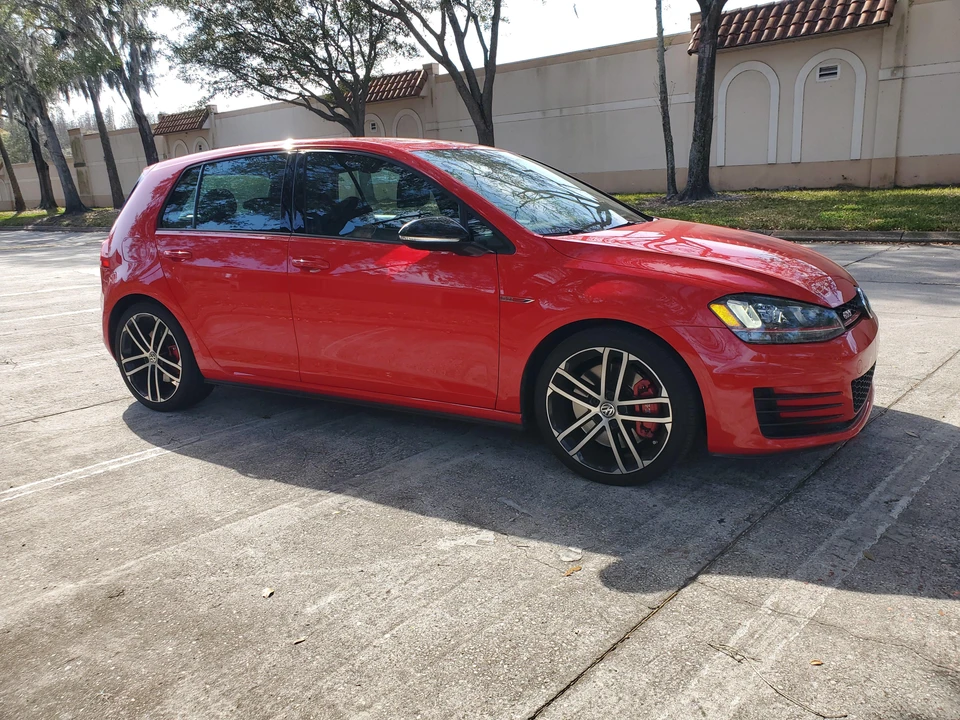 2017 Volkswagen GTI Mk7 - Image 14 of 31