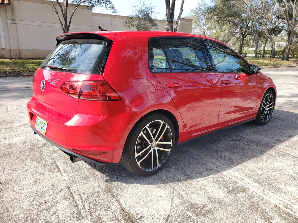 2017 Volkswagen GTI Mk7 - Image 13 of 31