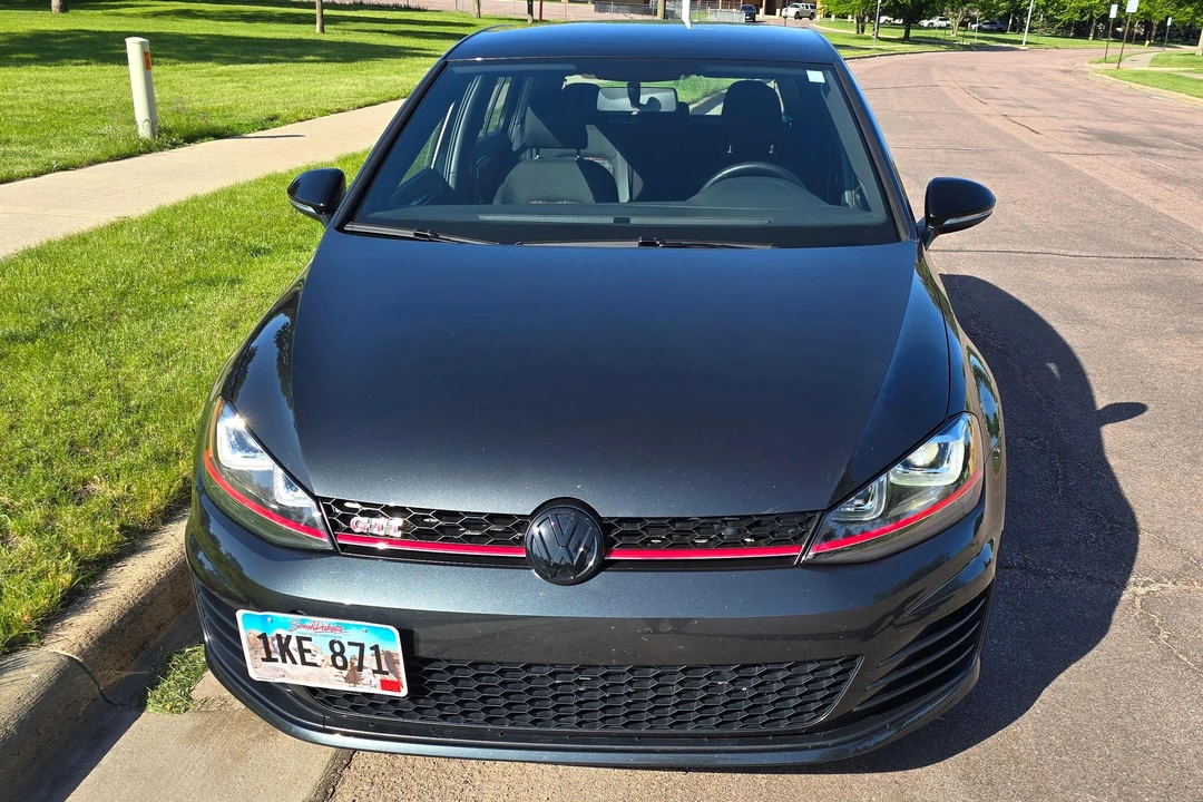 2017 Volkswagen GTI Mk7 - Image 2 of 31