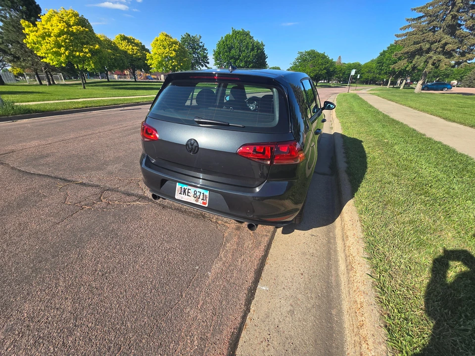 2017 Volkswagen GTI Mk7 - Image 22 of 31